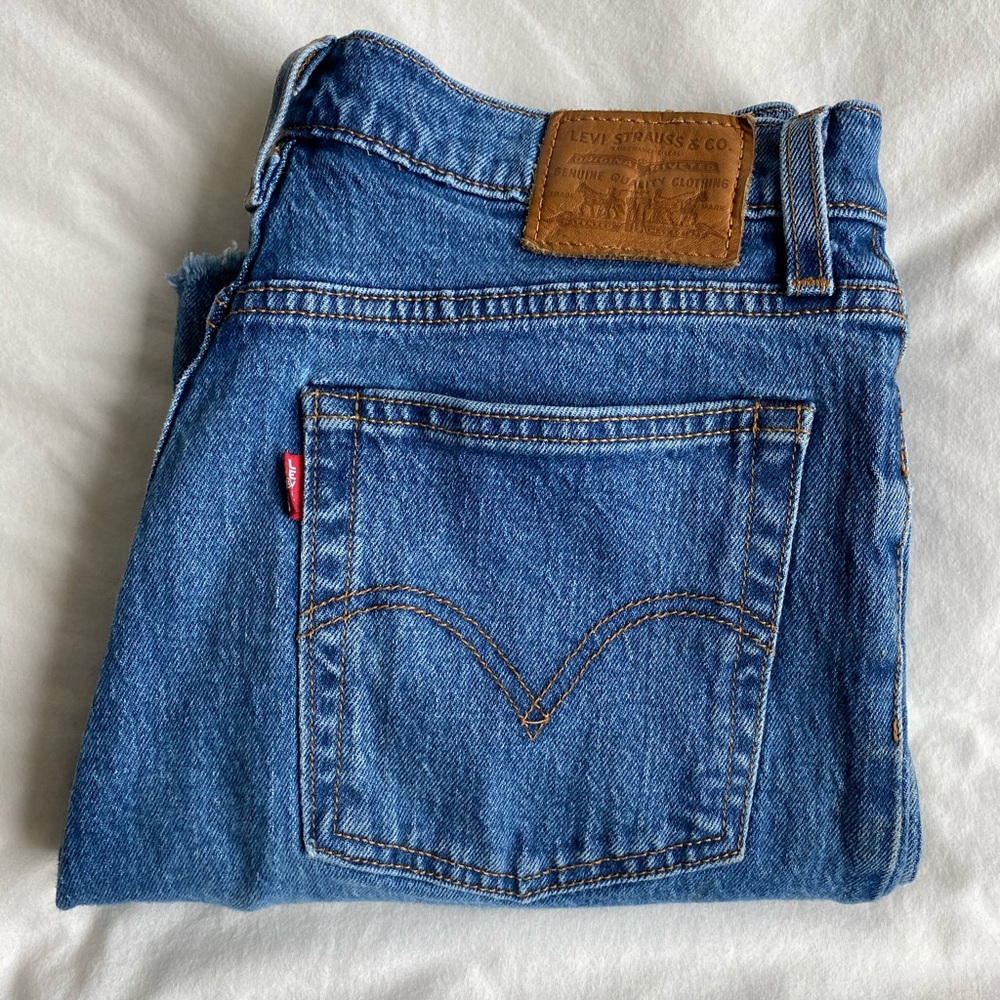 Levi's Wedgie Straight Cropped Jeans